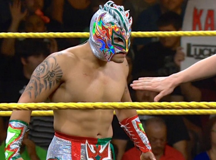 Kalisto WWE without a mask