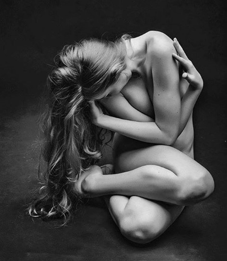 Black and white photo erotica