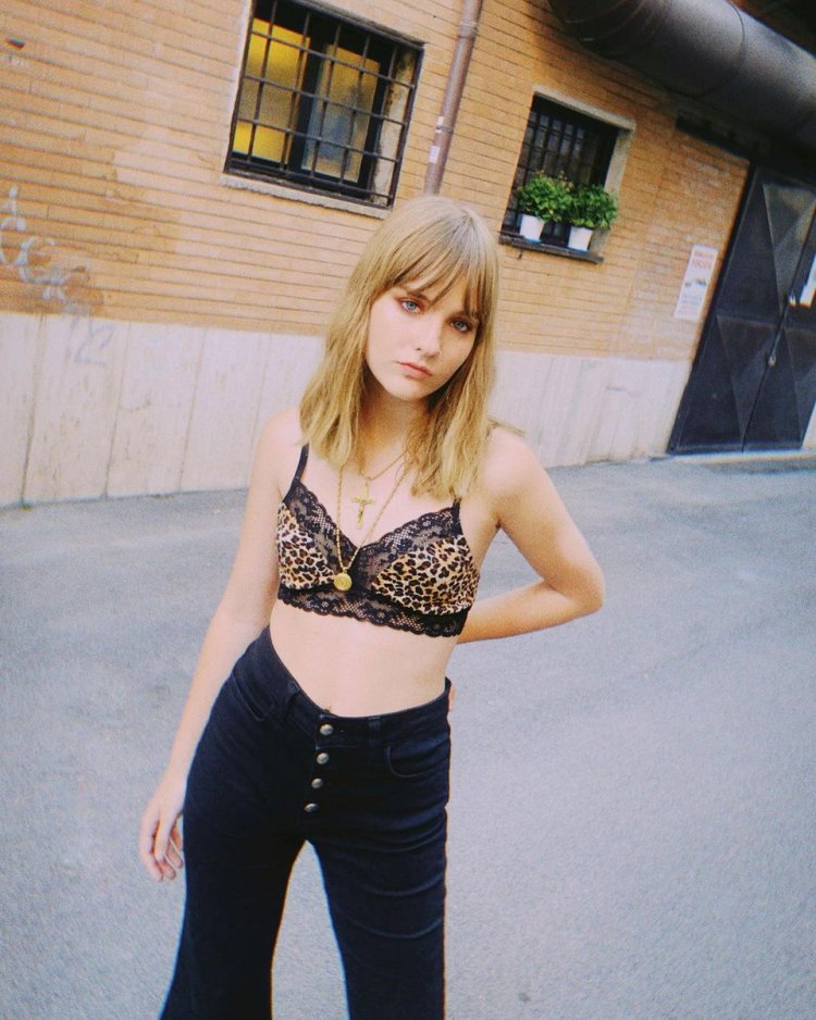 Victoria de Angelis Maneskin 2021