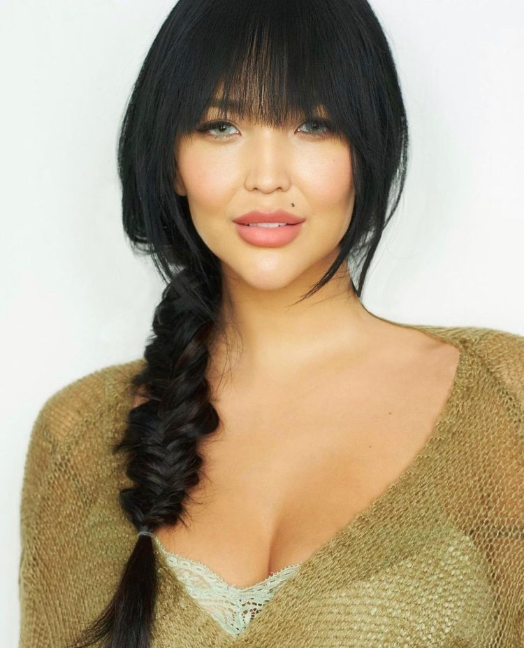 Darina Erwin to plastic