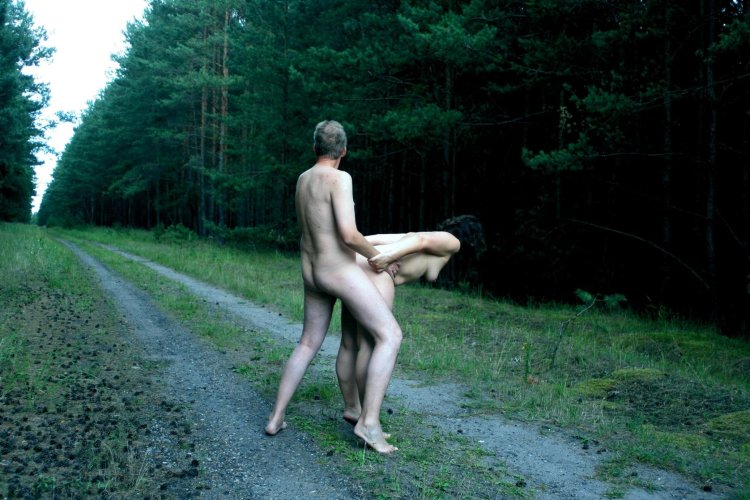 Naked guys fuck on nature
