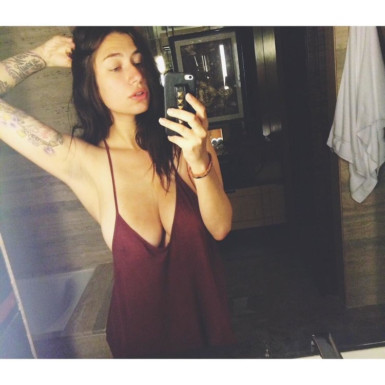 Mia Woods Naked Telegram Canal