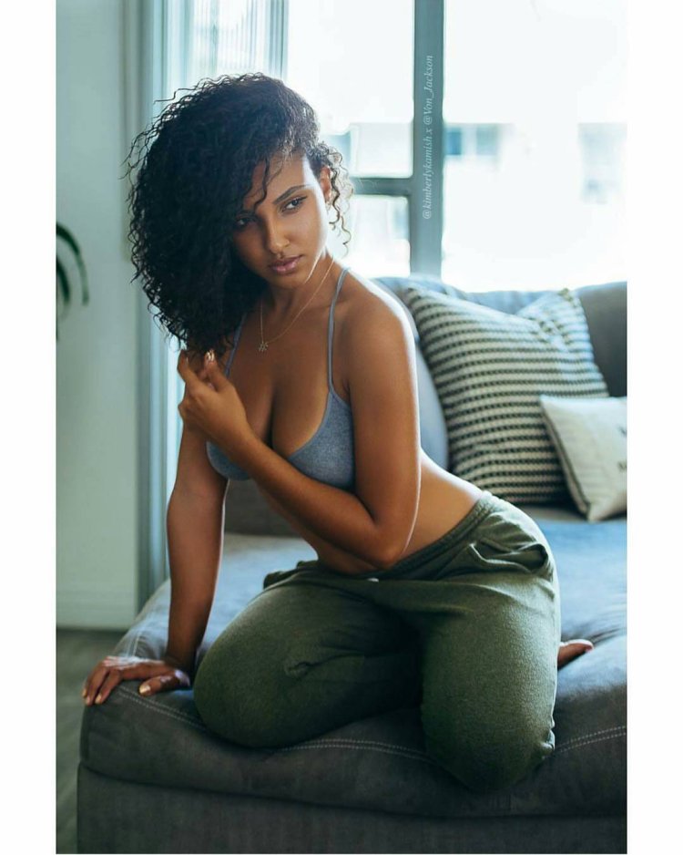 Dytto Courtney Nicole Kelly