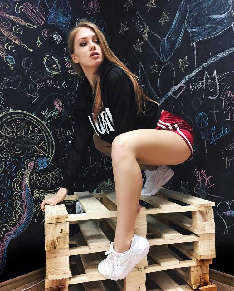 Polina Dubkova drain