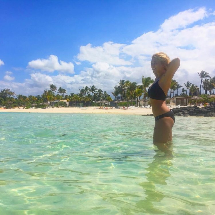 Iris guedert photo in good quality