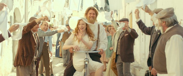 Model: Anneke Nordstrum