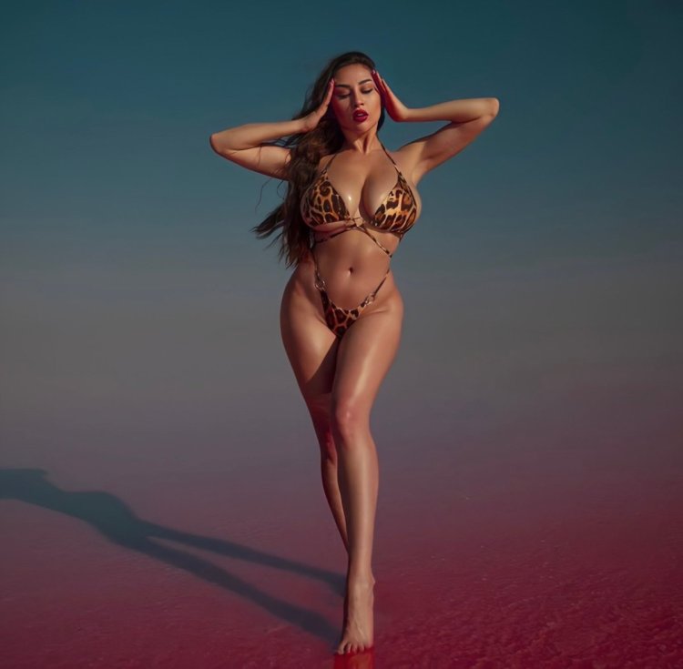 Louisa Khovanski 2020