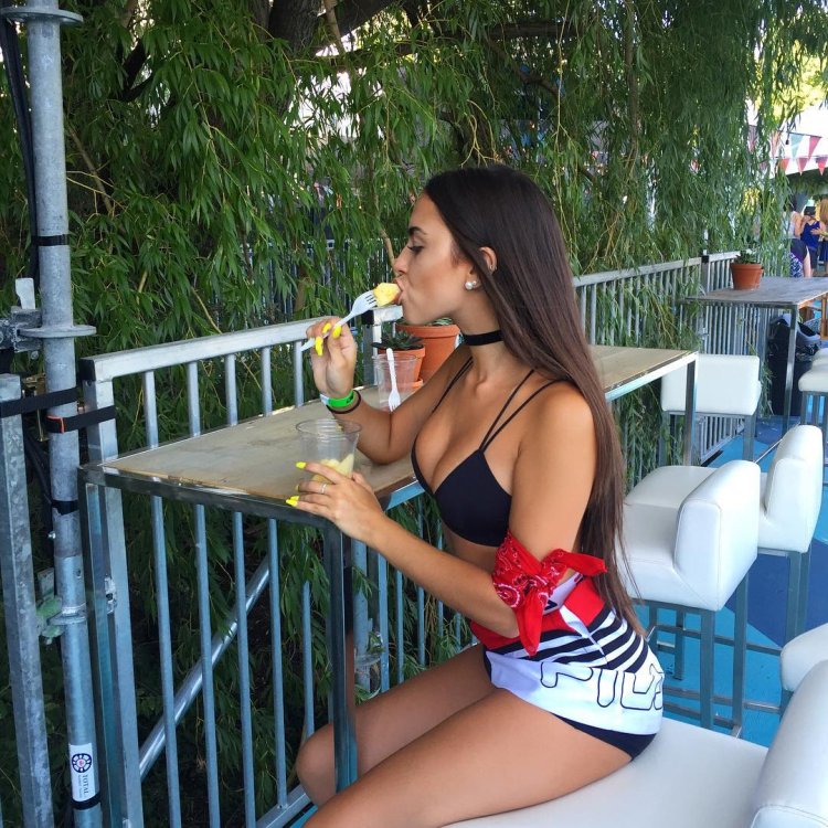 Claudia Tihan Bikini