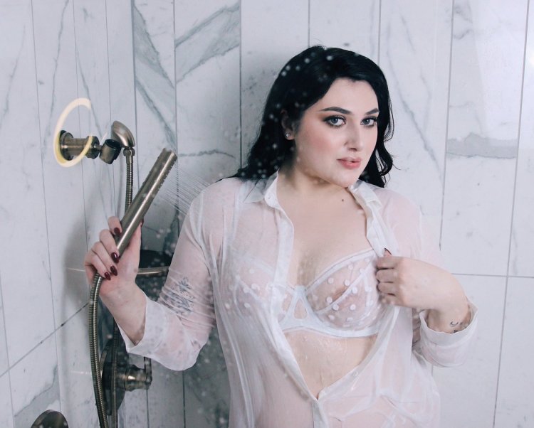 Aurora Noor Boobpedia