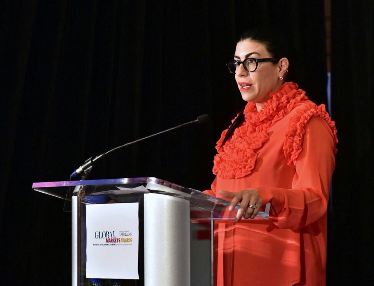 Vanessa Hansen is hot