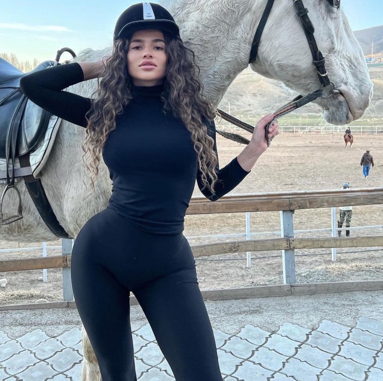 Valeria Birevolf hot