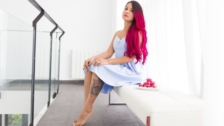 Girl with pink hair legs