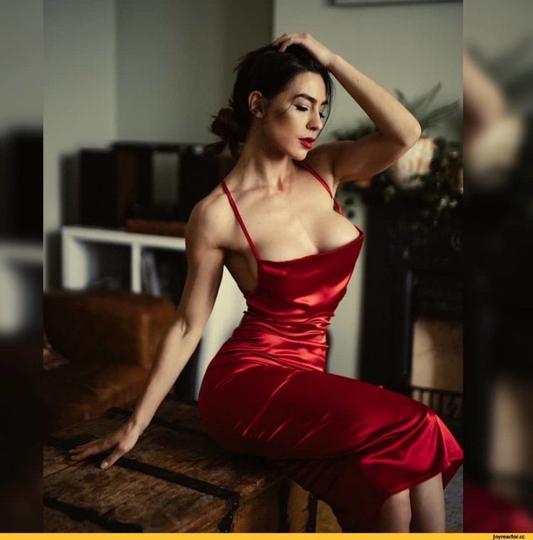 Eliza Rose Watson 18+