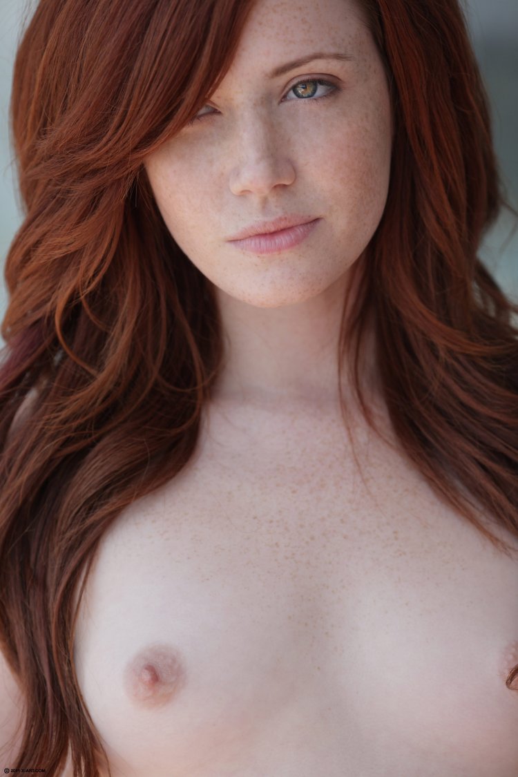 Red -haired Ginger's porn actress