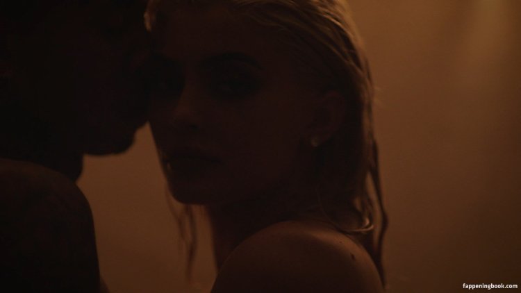 Kylie Jenner Pop 2020