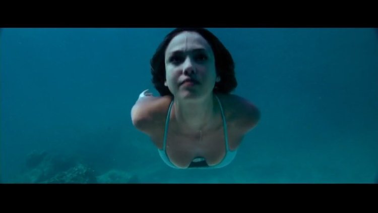 Jessica Alba hot scenes in the film