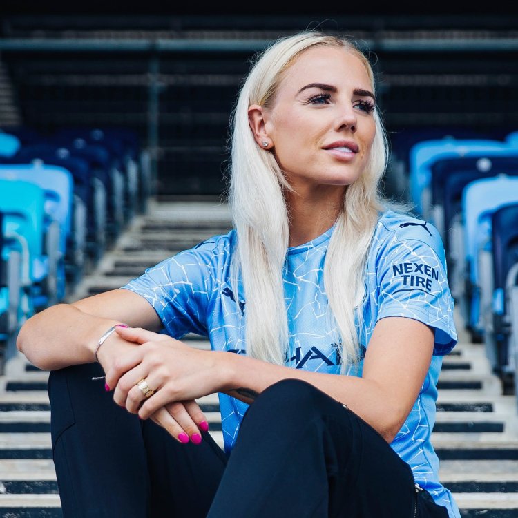 Alex Greenwood