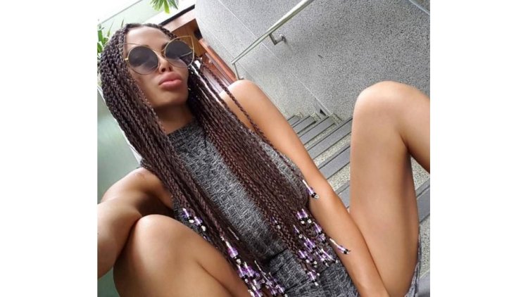 Avery Cristy only in panties