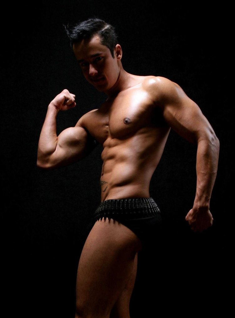 Tavi Castro Koke Penis