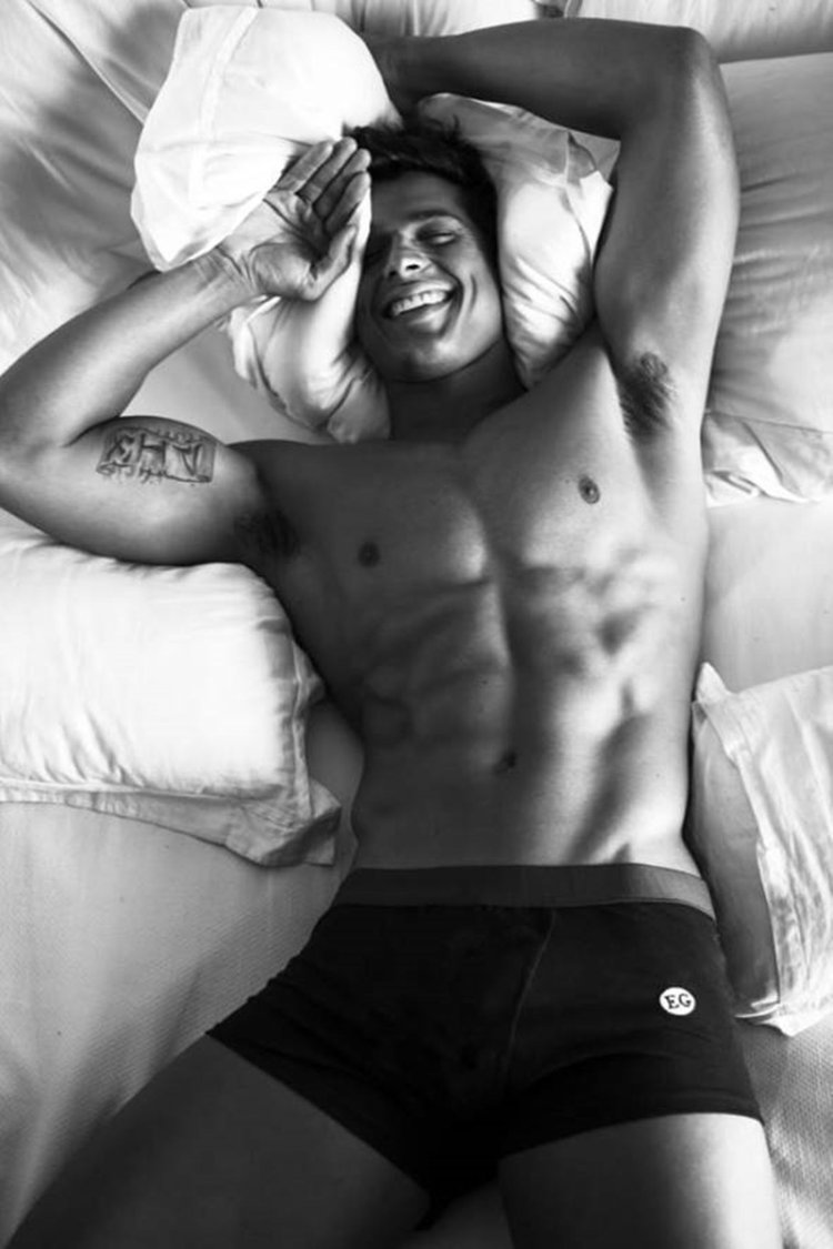 Stephen Bruis torsos