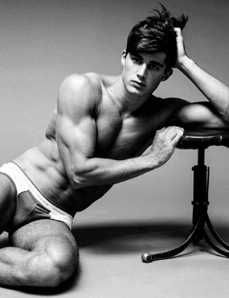 Julio Maria Berroti Body