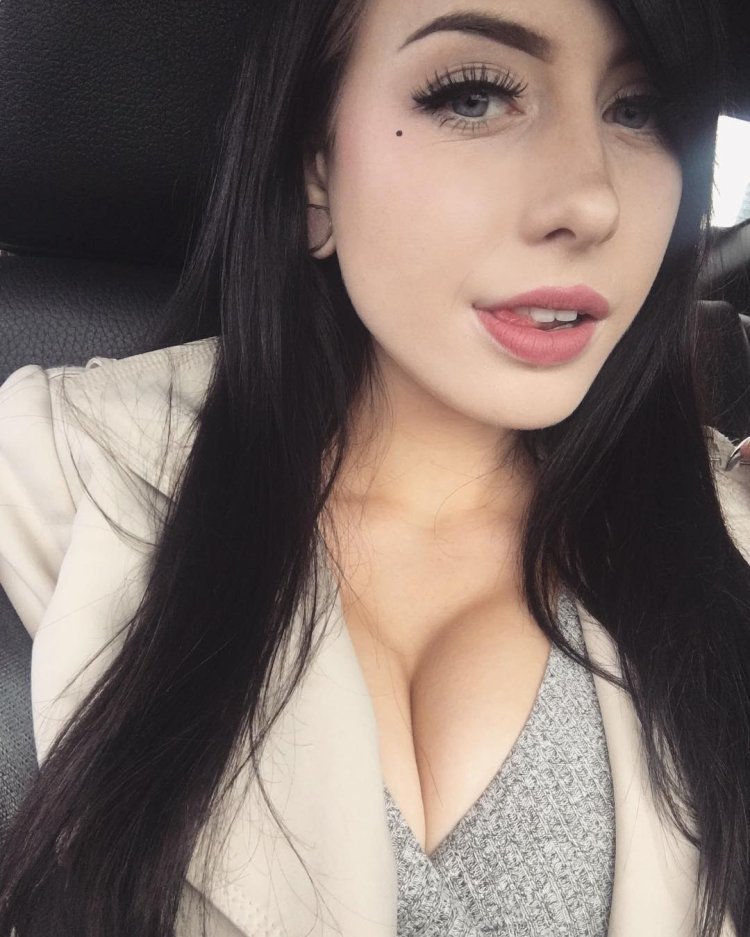 Perm Angelina Jolie Galinka Mirgaeva