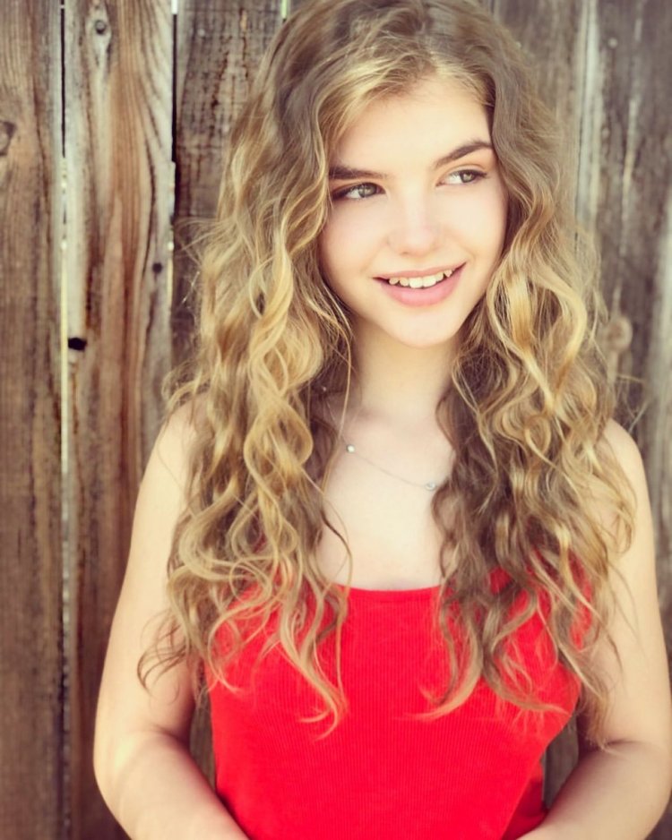 Liliana Wray Instagram Pixwox