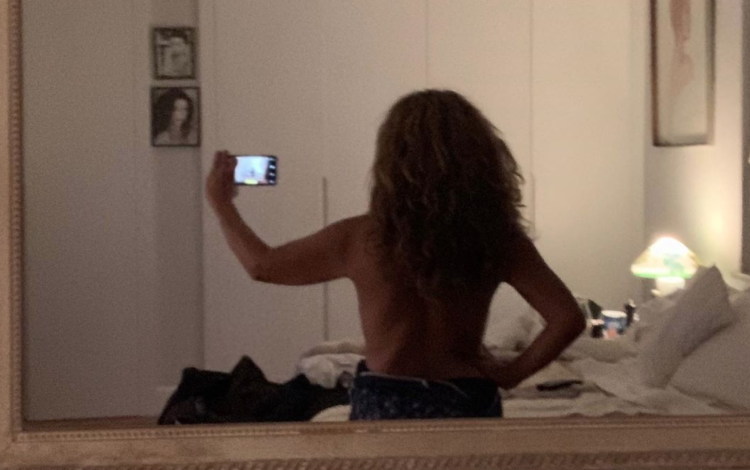 Pamela Flores Scene Nude