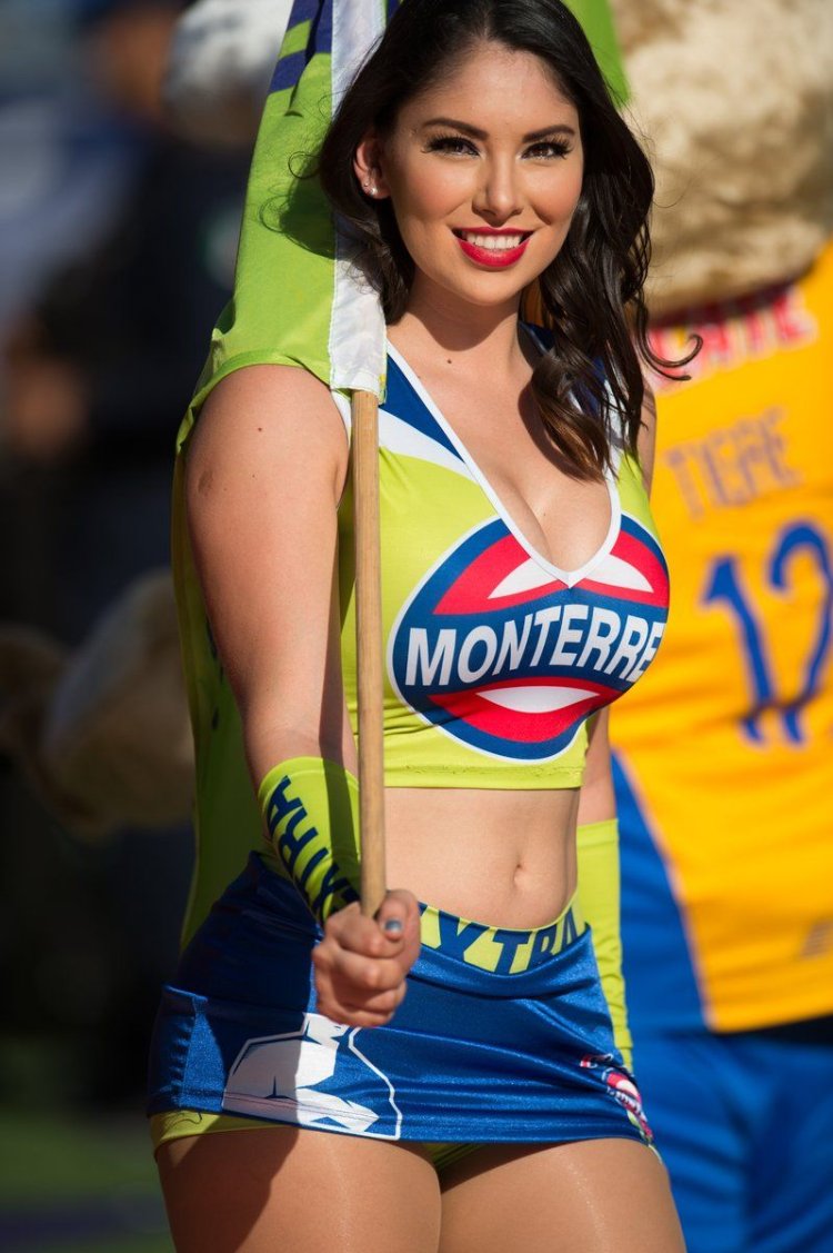 Val Cortez Titinashka