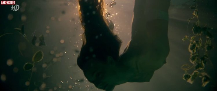 Angelina Strechina Bed scenes