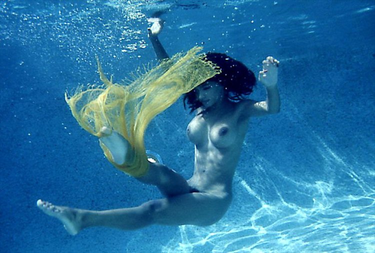 Underwater erotic Odyssey