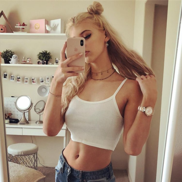 Loren Gray Figure