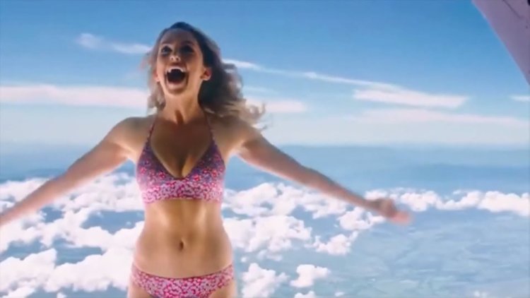 Jessica Clements in a swimsuit