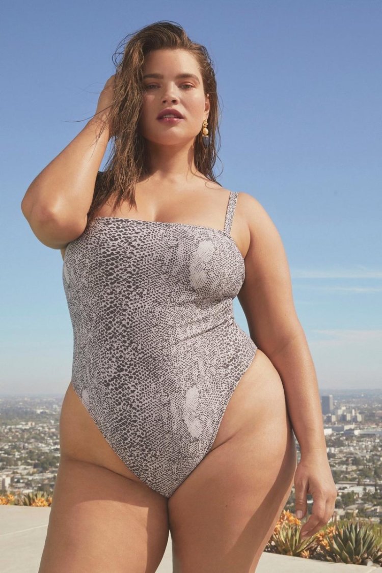 Tara Lynn Model Plus Saiz